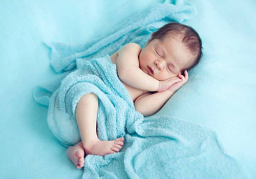 医生提醒如果痛经猛烈到疼痛难忍很有可能是患有子宫腺肌症。