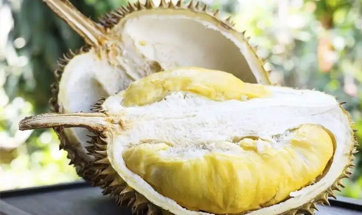 一个榴莲抵得上三只鸡,女人吃榴莲有什么好处?