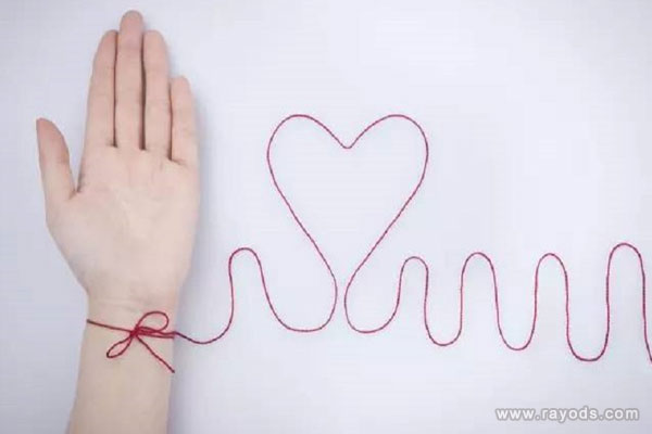 左手脉搏跳动快是男孩吗？