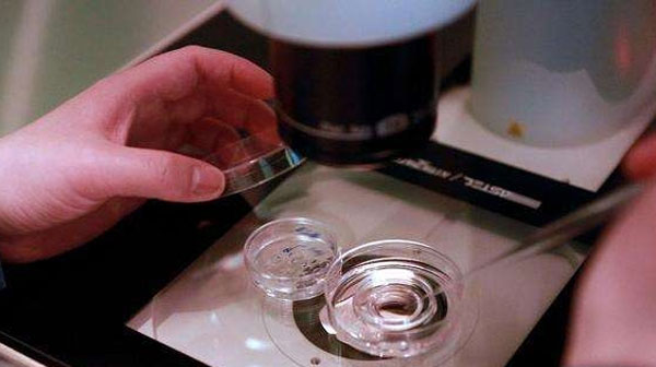 赴泰做试管前的必要检查，宫腔镜必不可少的