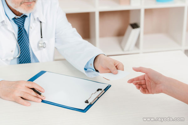 去泰国杰特宁医院做试管怎么选择正规中介公司？