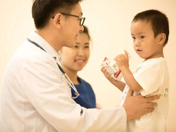 崔玉涛推荐的6到12月婴儿辅食表！蔬菜泥要跟着时间吃