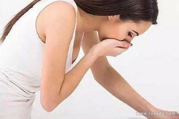 比大姨妈更早预知怀孕的症状