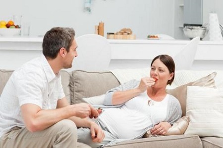 孕吐吐到胸口痛，这么做可以缓解孕吐