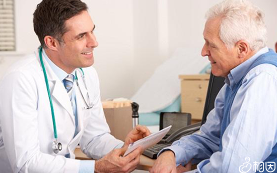 铁蛋白高出200是癌症吗 医生 需作进一步详查