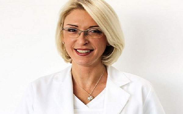 乌克兰WCOB诊所医生，Natalia Vladykina博士