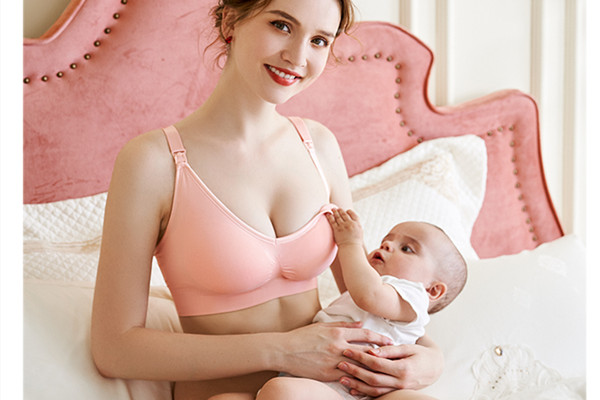 十月皇后哺乳文胸怎么样 轻松哺乳还能保证胸部不变形