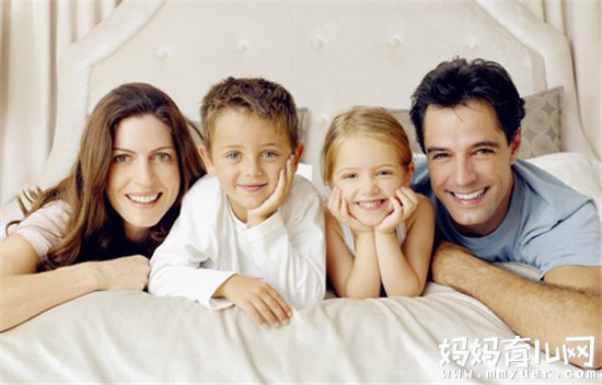 宝宝将来会长得像爸妈谁多些？原来这些是一定会遗传的！