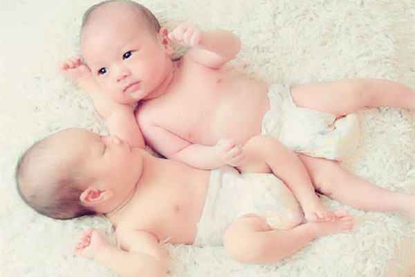 双胞胎是怎么形成的 什么人容易生双胞胎