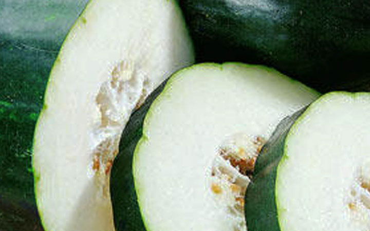 剖腹产恢复期禁止吃食物有哪些？12种蔬菜不利于坐月子