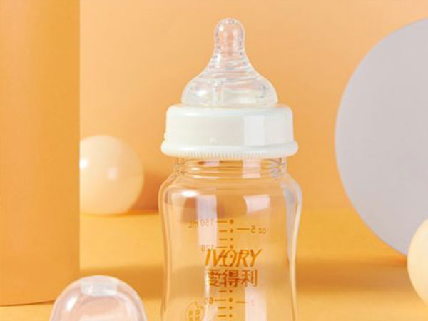 爱得利和贝亲的硅胶奶瓶哪个防胀气更好？