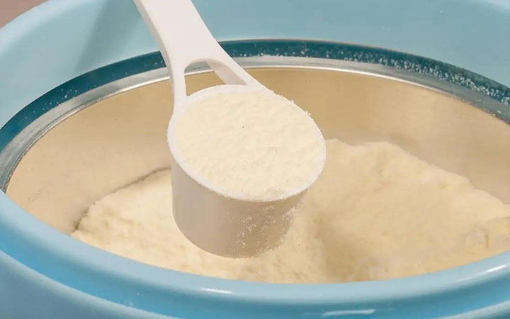 君乐宝所有系列奶粉中哪个比较好？乐臻还是优萃？