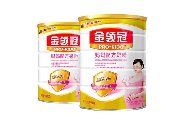 金领冠和雀巢孕妇奶粉哪个好，奶源、口感、特色全方位对比