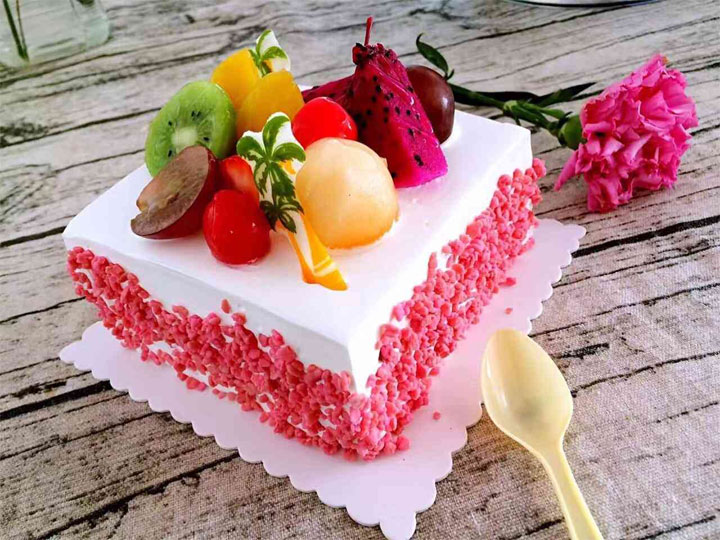 女儿十周岁生日，有哪些适合发朋友圈又简洁又有意思的话呢？