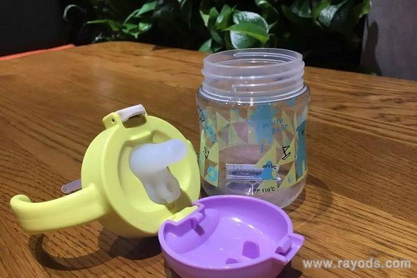 宝宝学饮杯什么时候用？宝宝学饮杯用到多大