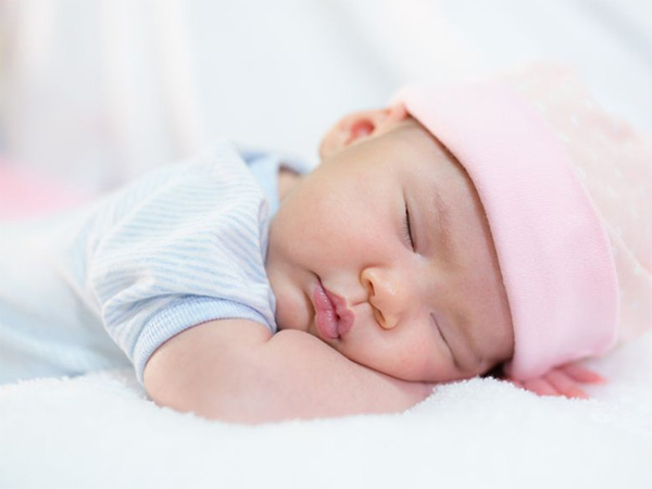 巴拉巴拉的59码的连体衣适合几个月的孩子穿？