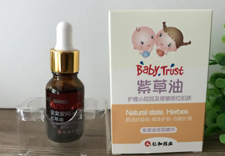 婴儿屁股擦紫草油的正确涂抹方法是什么？