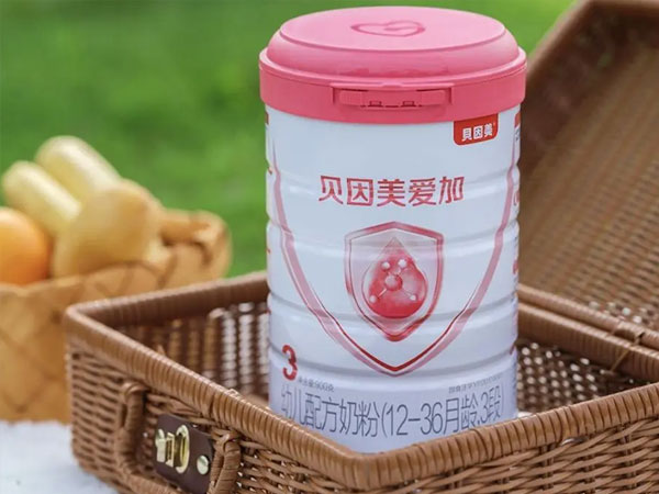 八个月的宝宝吃贝因美和飞鹤奶粉哪个更好消化一些？