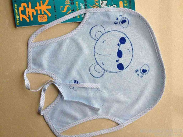 听说婴儿围嘴裁剪图有尺寸， 那具体是怎么样的呢？