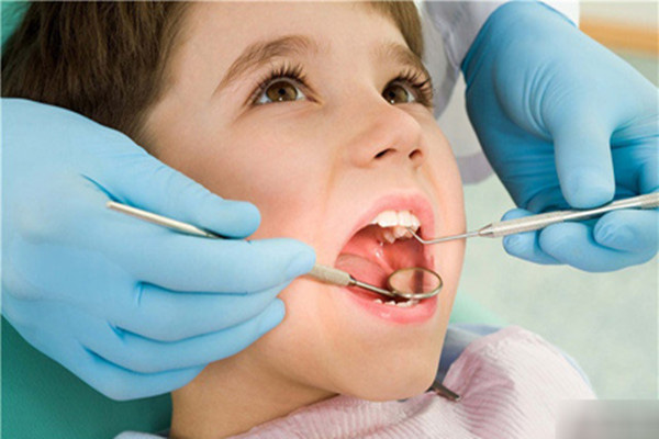 孩子磨牙是什么原因引起的 营养不均衡是原因之一