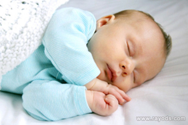 7个月宝宝奶量标准几个小时喝奶一次？宝宝吃不饱有什么表现