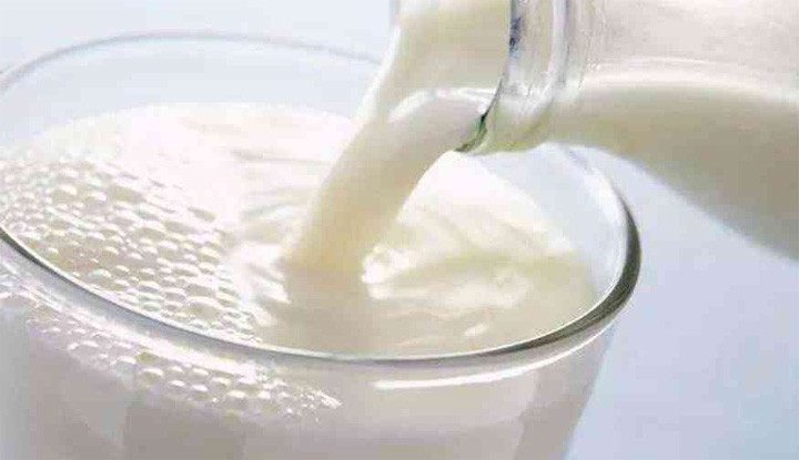 驴奶和骆驼奶的功效对比，哪个营养价值更高一目了然