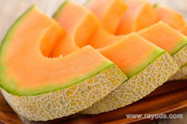 坐月子能吃哈密瓜吗？