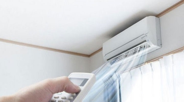 产妇夏季坐月子可以开空调吹冷风吗?