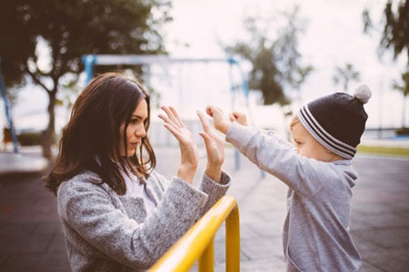 母亲学会和孩子沟通，是家庭中最有效的教育