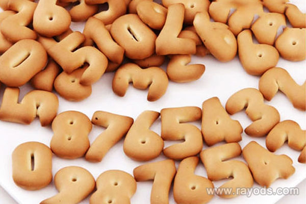 坐月子可以吃饼干吗？