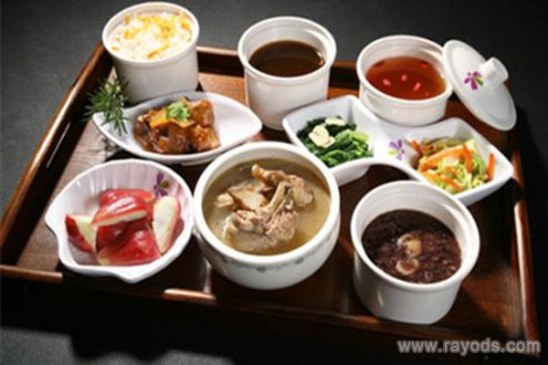 明星推荐的坐月子食谱 妈咪群都转疯了