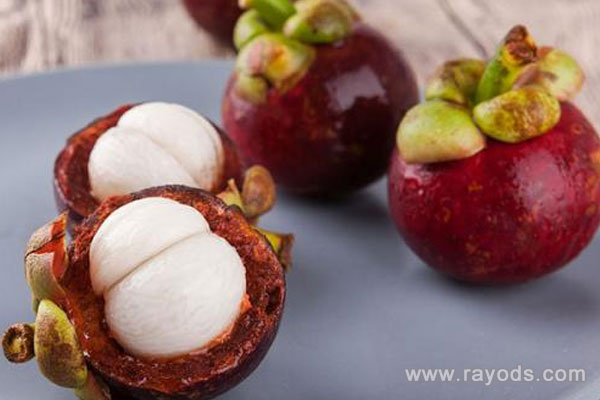 坐月子可以吃山竹吗？