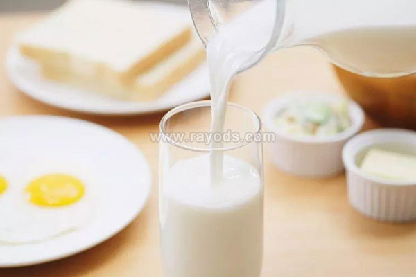 坐月子能喝牛奶吗？坐月子喝牛奶的好处