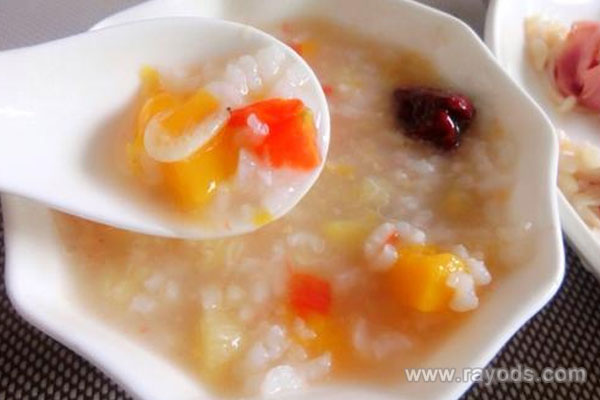 水果粥的做法月子餐 改善产妇食欲就是这么简单