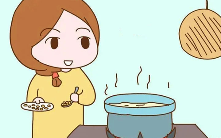 坐月子期间子一天三顿顿顿喝汤感觉奶水不足