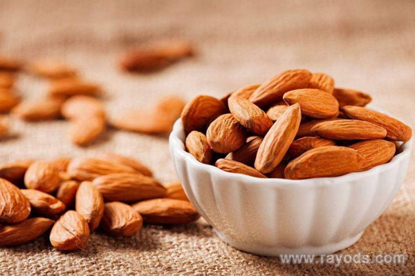 坐月子能吃杏仁吗？