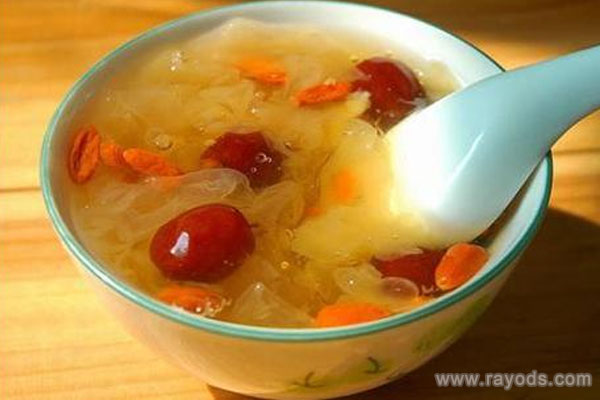 产后气血不足可以多吃这些食物