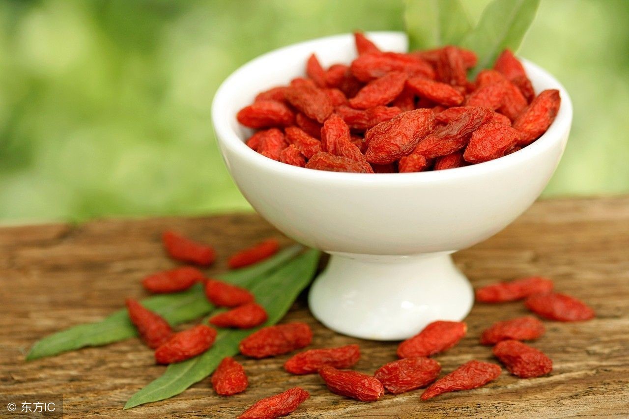 吃枸杞叶汤4个好处但孕妇不宜吃（孕妇吃枸杞叶汤对胎儿好吗）