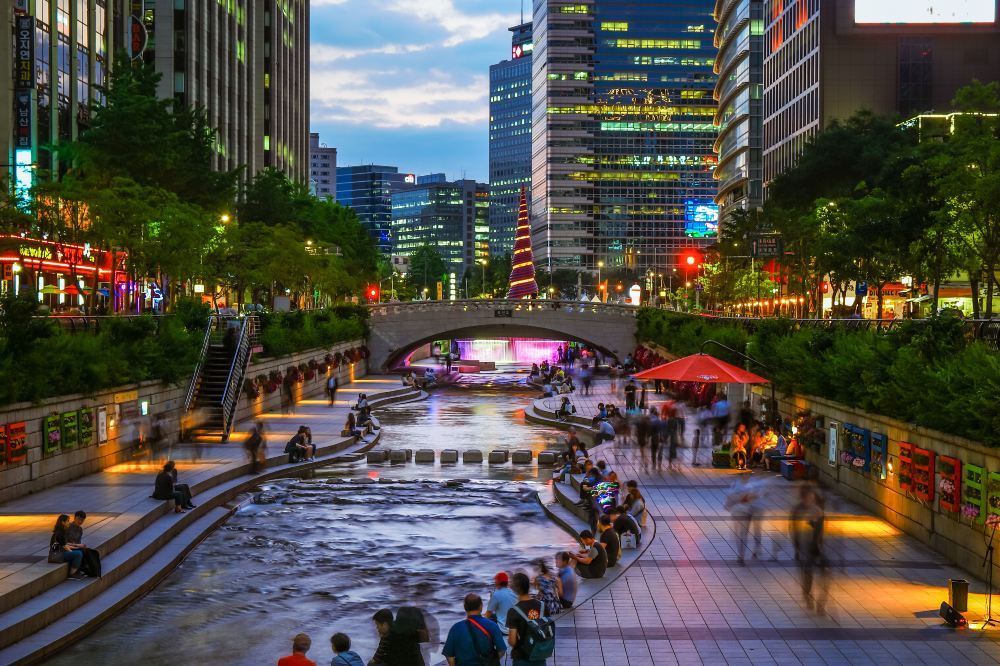 韩国首尔清溪川真实景点风景图片