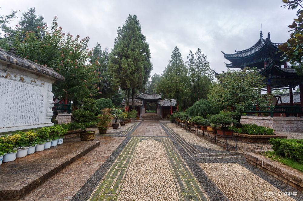 丽江万古楼旅游景点高清风景图片 万古楼俯拍真实照片