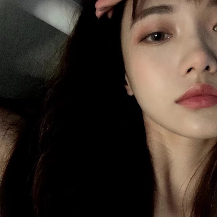 酷到哭哭的女头(夸张手法)头像图片