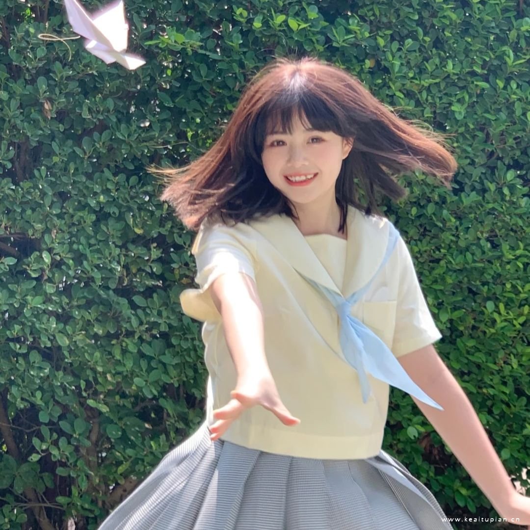 夏日限定|活力满满的元气短发女生头像图片