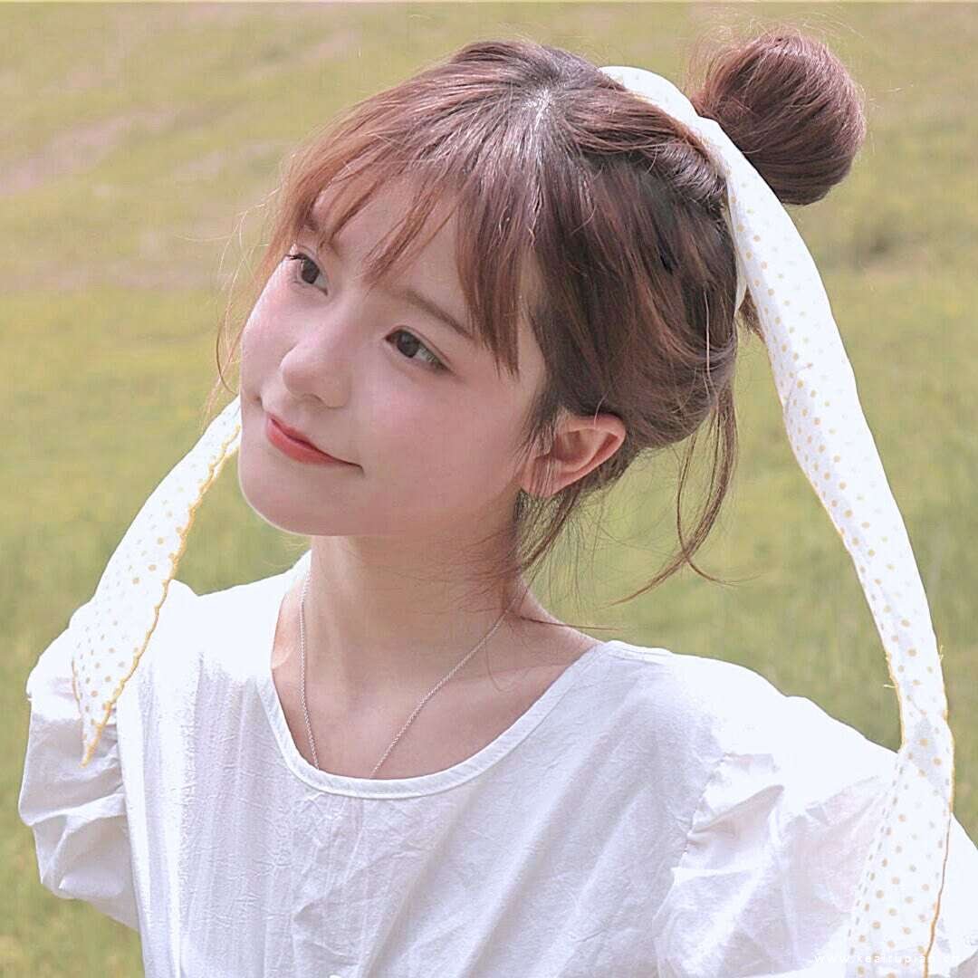 千鹤/个性女头/满怀期待最后却不如人意的感觉真是糟糕透了头像图片