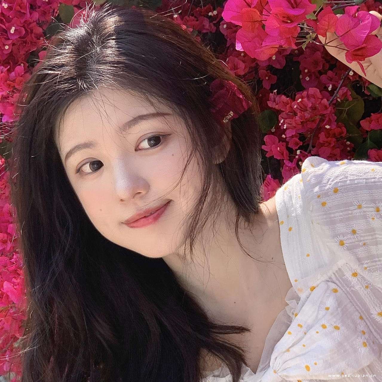 陷进温柔乡的女生气质唯美好看微信高清头像图片