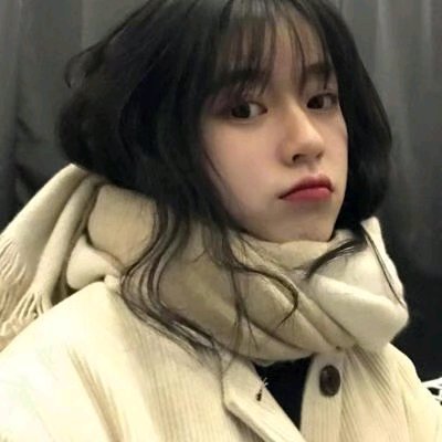 微博女神超美女生伤感头像图片