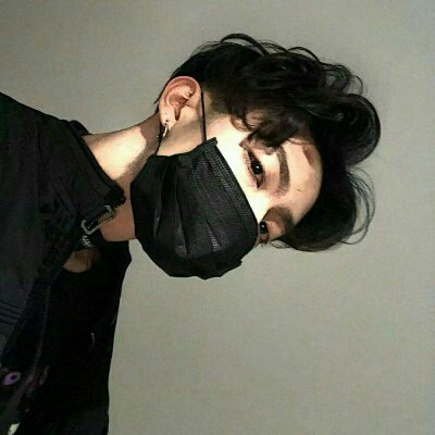 口罩戴起来依旧帅气的真人男生头像图片