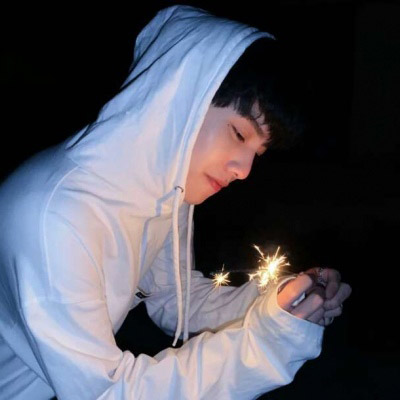 好兄弟四人专用男生微信头像大全