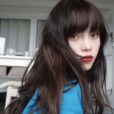 微博女生自拍时尚好看优质头像图片