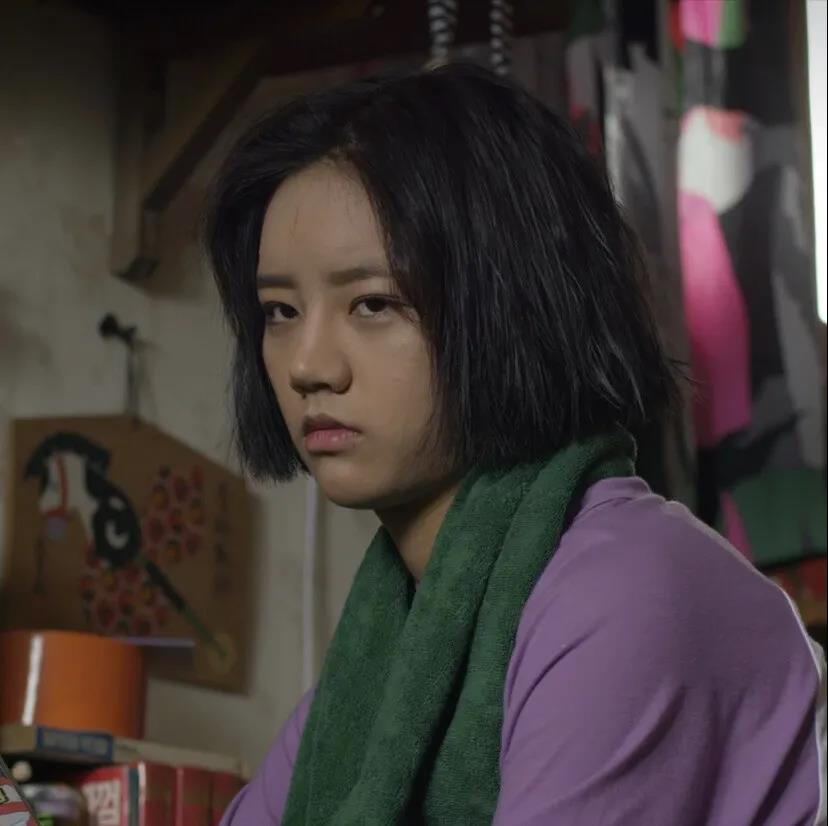 李惠利《请回答1988》憨憨成德善头像图片