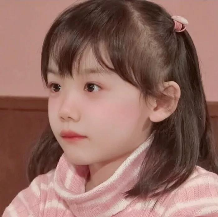 天生丽质的漂亮小女孩可爱头像图片